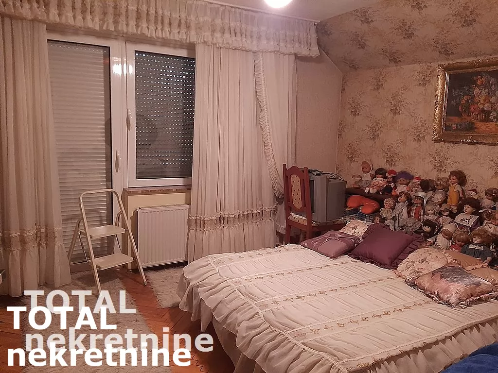 Kuca,PETROVARADIN,SADOVI,kv: 270.00, € 257500, ID: 3089868 10