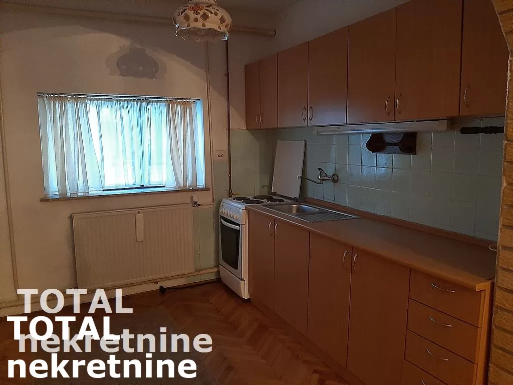 Kuca,PETROVARADIN,SADOVI,kv: 270.00, € 257500, ID: 3089868 13