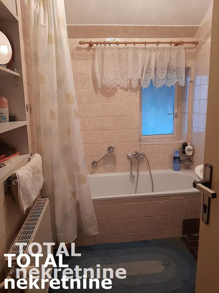 Kuca,PETROVARADIN,SADOVI,kv: 270.00, € 257500, ID: 3089868 16