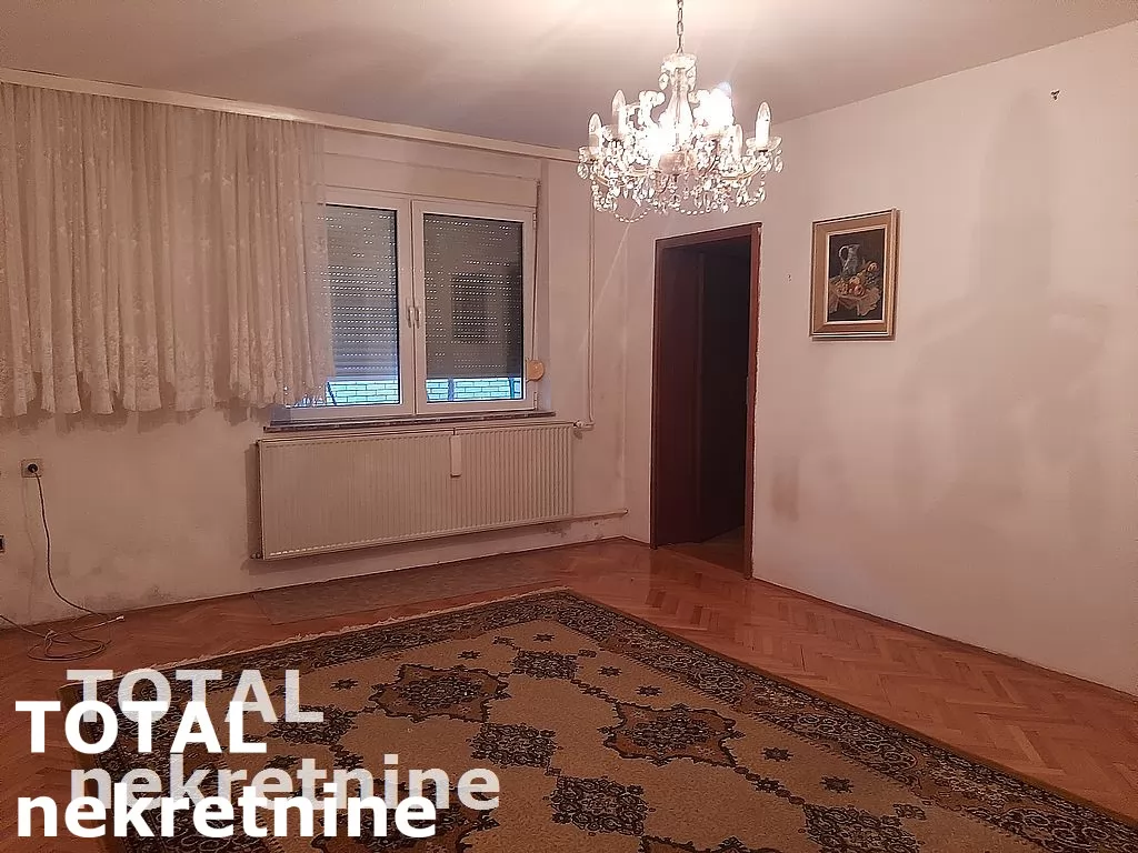 Kuca,PETROVARADIN,SADOVI,kv: 270.00, € 257500, ID: 3089868 3