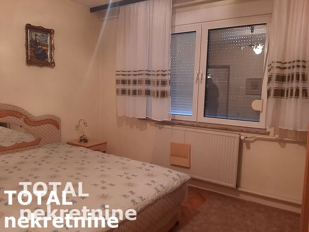 Kuca,PETROVARADIN,SADOVI,kv: 270.00, € 257500, ID: 3089868 8