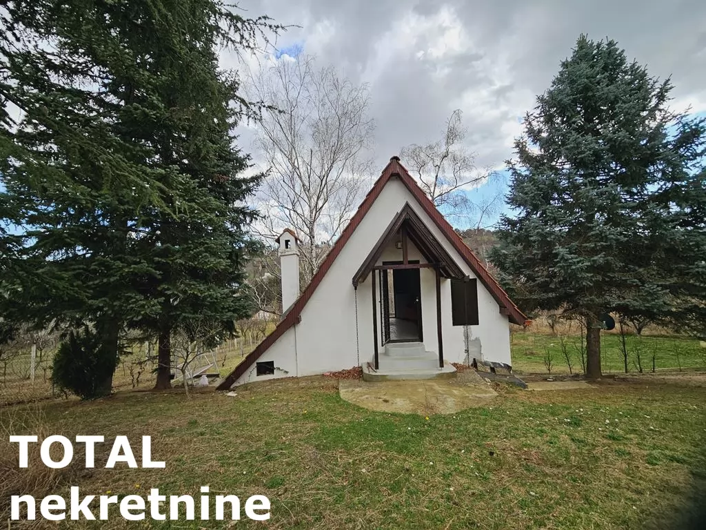 Kuca,SREMSKA KAMENICA,BOCKE,kv: 21.00, € 288400, ID: 3090882 1