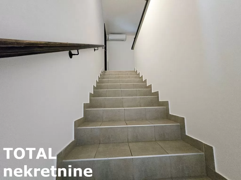 Kuca,SREMSKA KAMENICA,CARDAK,kv: 298.00, € 556200, ID: 3091382 9