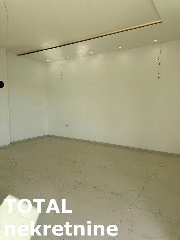 Kuca,SREMSKA KAMENICA,CARDAK,kv: 300.00, € 390000, ID: 3090707 19