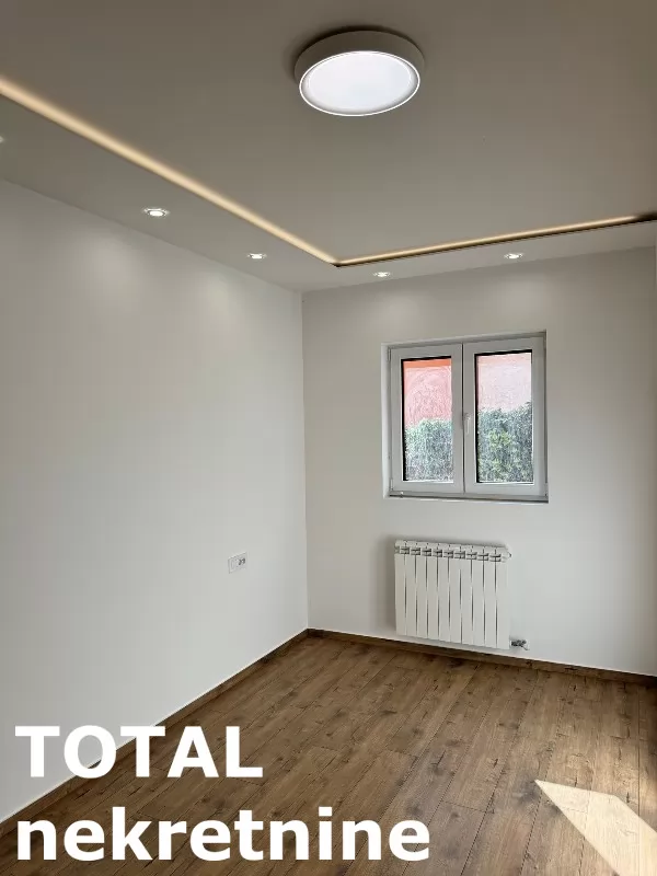 Kuca,SREMSKA KAMENICA,CARDAK,kv: 300.00, € 390000, ID: 3090707 7