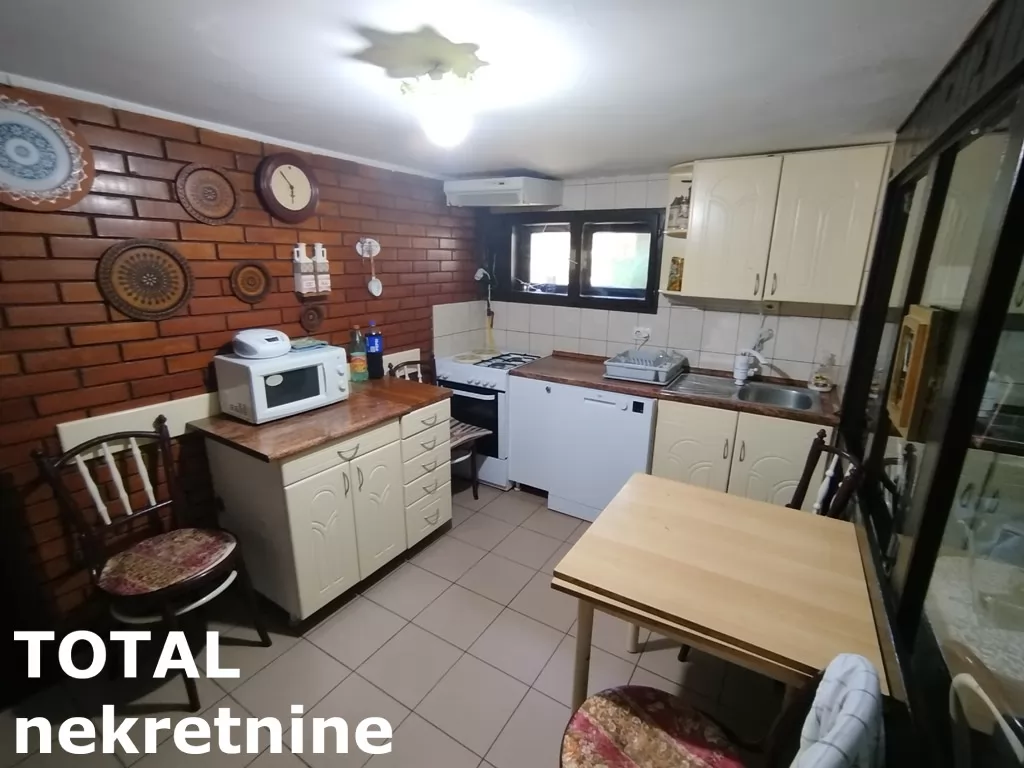 Kuca,SREMSKA KAMENICA,CENTAR,kv: 443.00, € 721000, ID: 3091423 23