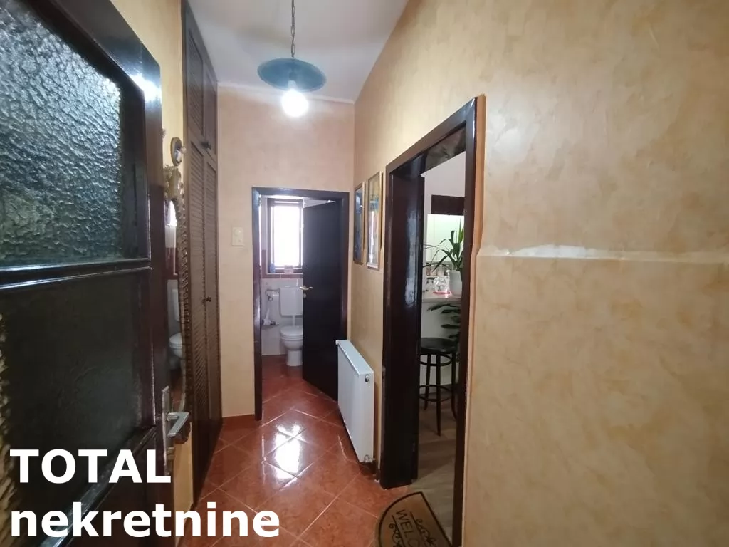 Kuca,SREMSKA KAMENICA,CENTAR,kv: 443.00, € 721000, ID: 3091423 9