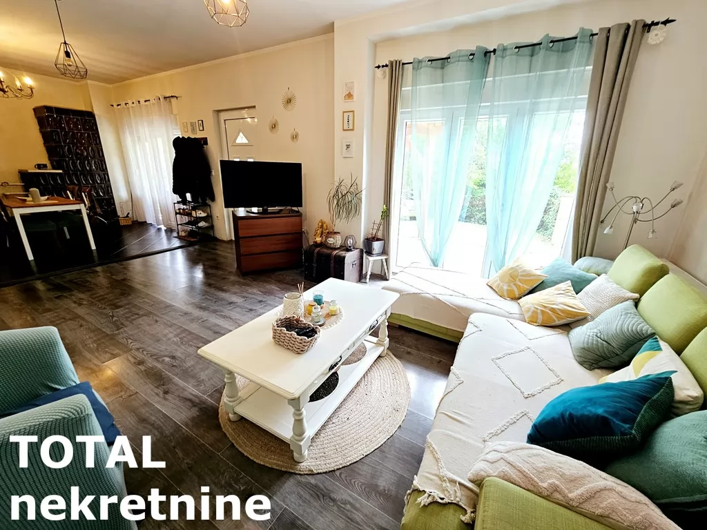 Kuca,SREMSKA KAMENICA,PARAGOVO,kv: 152.00, € 240000, ID: 3091431 2