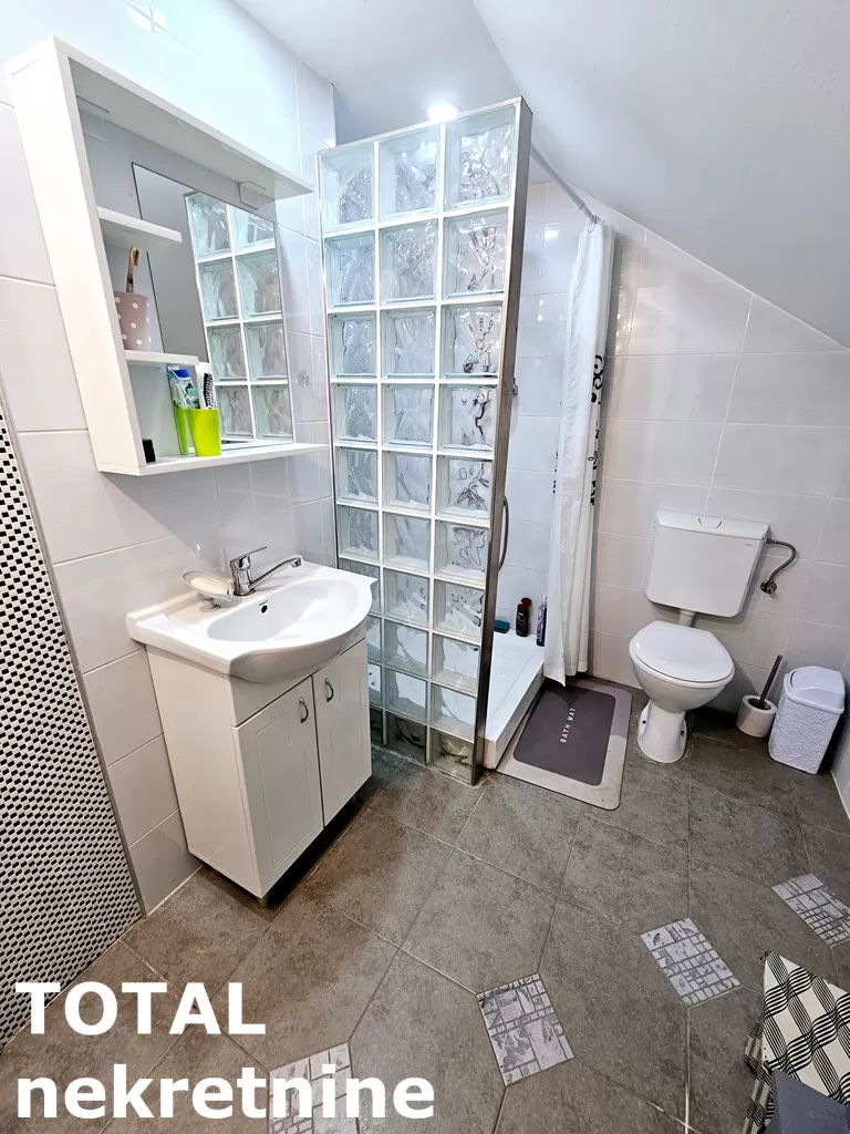 Kuca,SREMSKA KAMENICA,PARAGOVO,kv: 152.00, € 240000, ID: 3091431 20