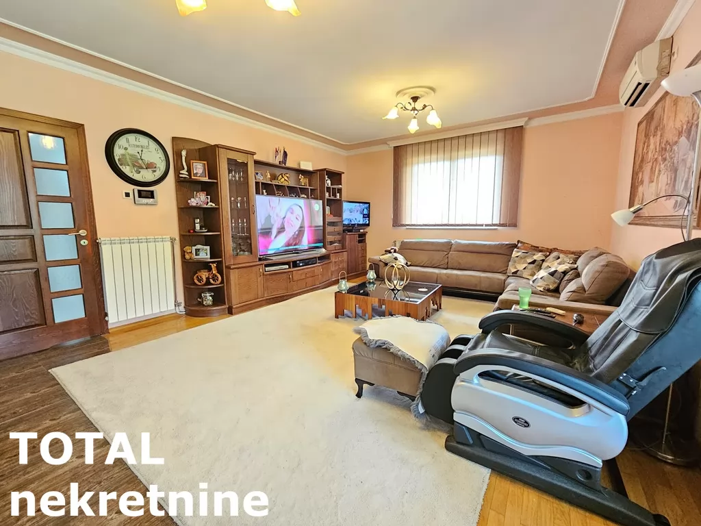 Kuca,SREMSKA KAMENICA,POPOVICA,kv: 388.00, € 793100, ID: 3091031 1