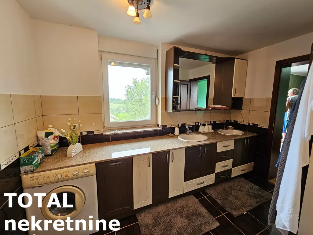 Kuca,SREMSKA KAMENICA,POPOVICA,kv: 388.00, € 793100, ID: 3091031 31