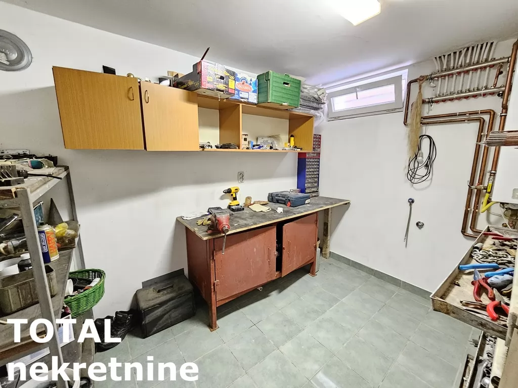 Kuca,SREMSKA KAMENICA,POPOVICA,kv: 388.00, € 793100, ID: 3091031 43