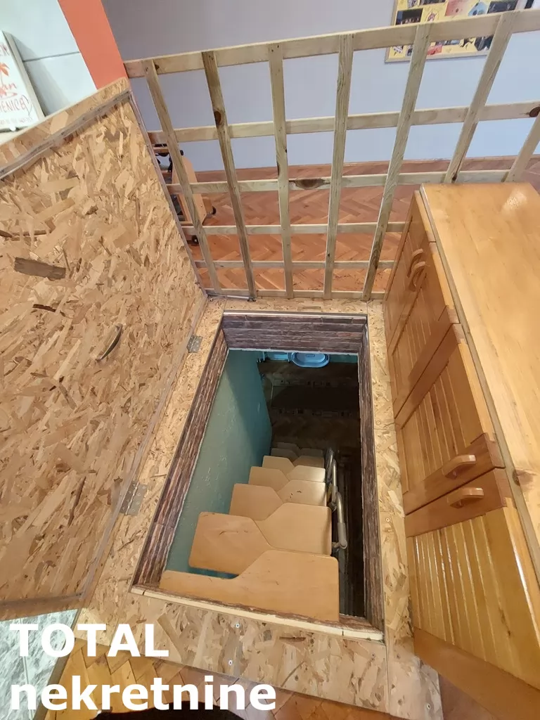 Kuca,SREMSKA KAMENICA,SREMSKA KAMENICA,kv: 230.00, € 247200, ID: 3091380 18