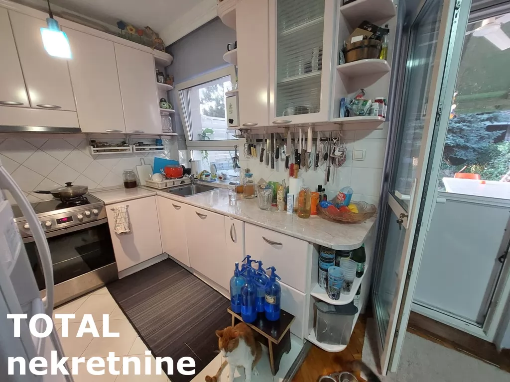 Kuca,SREMSKA KAMENICA,SREMSKA KAMENICA,kv: 230.00, € 247200, ID: 3091380 21