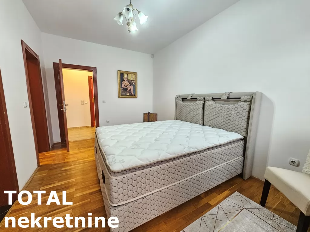 Kuca,SREMSKA KAMENICA,TATARSKO  BRDO,kv: 338.00, € 700000, ID: 3091213 11