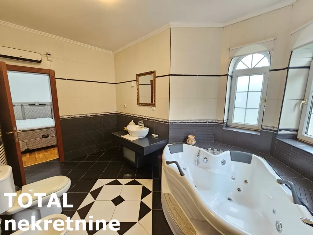 Kuca,SREMSKA KAMENICA,TATARSKO  BRDO,kv: 338.00, € 700000, ID: 3091213 13