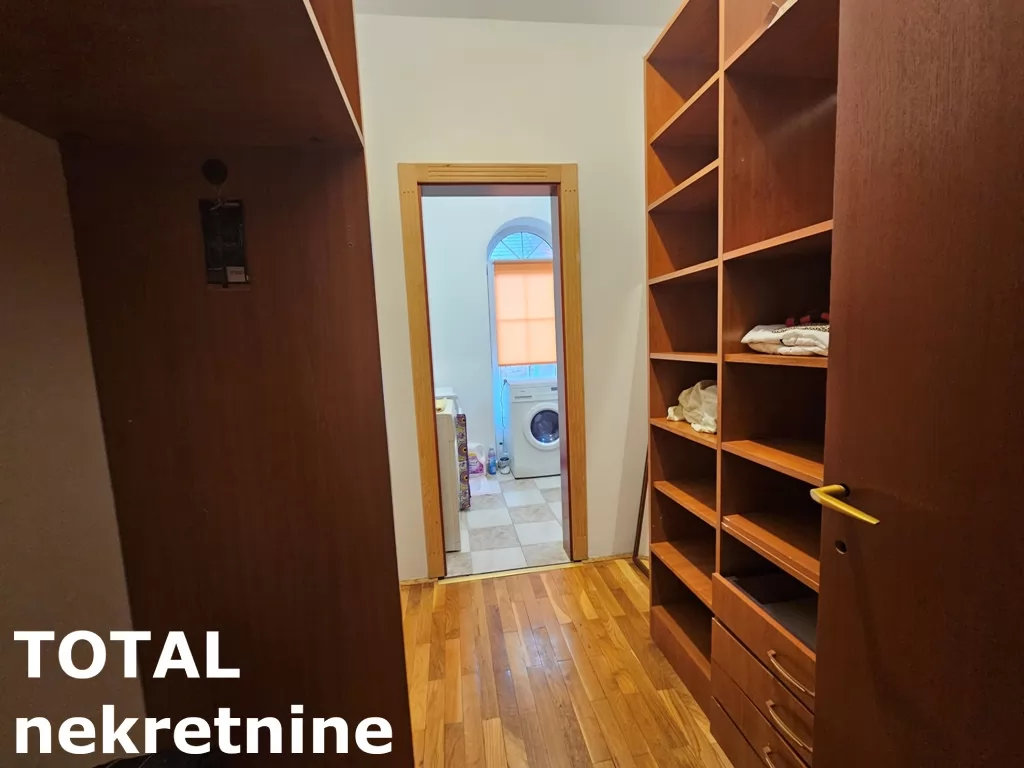 Kuca,SREMSKA KAMENICA,TATARSKO  BRDO,kv: 338.00, € 700000, ID: 3091213 14