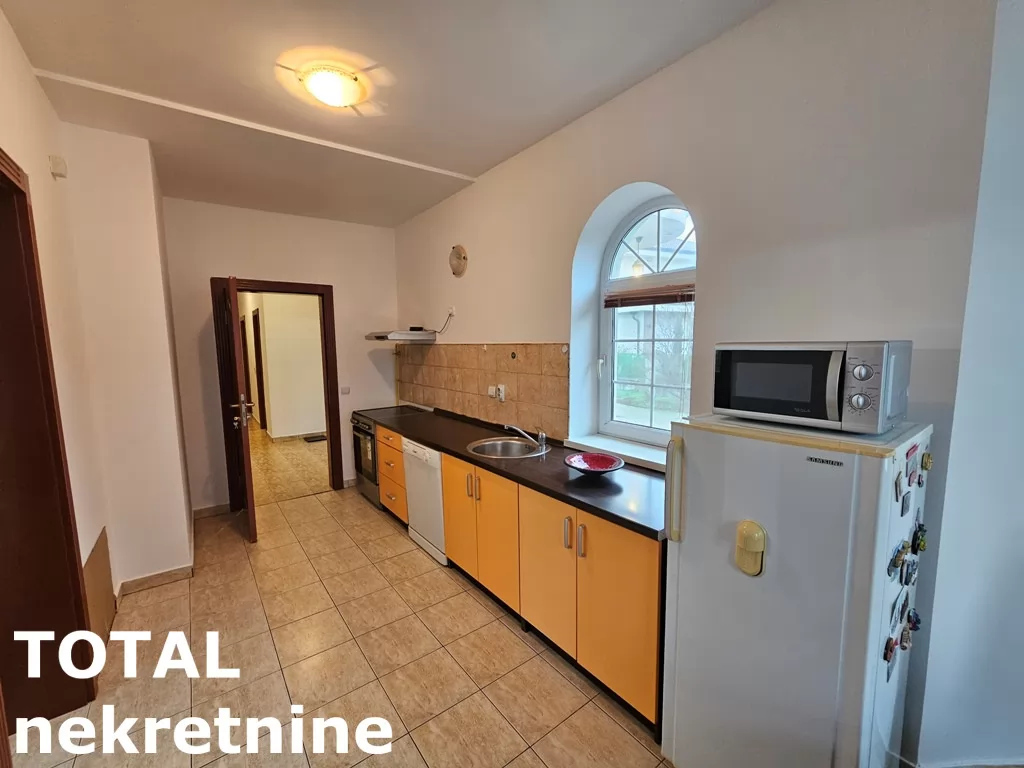 Kuca,SREMSKA KAMENICA,TATARSKO  BRDO,kv: 338.00, € 700000, ID: 3091213 7