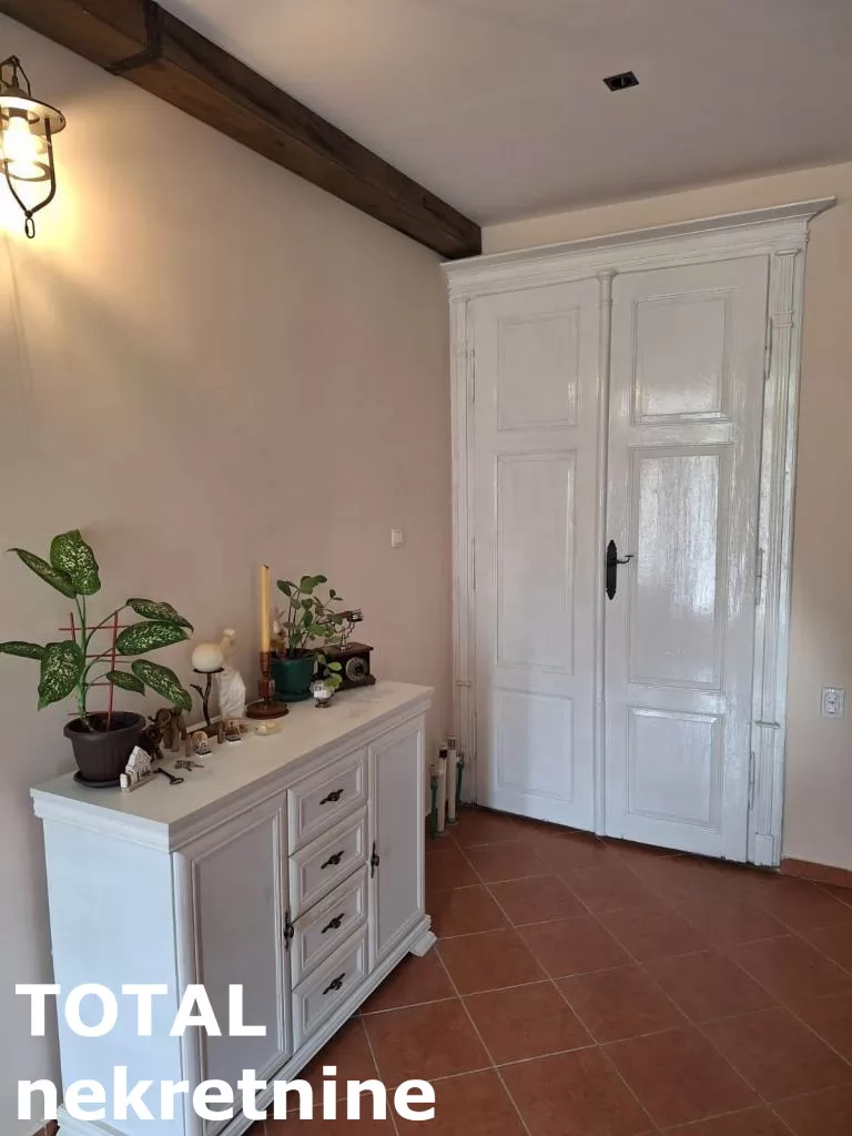 Kuca,SREMSKI KARLOVCI,CENTAR,kv: 504.00, € 270000, ID: 3091239 10