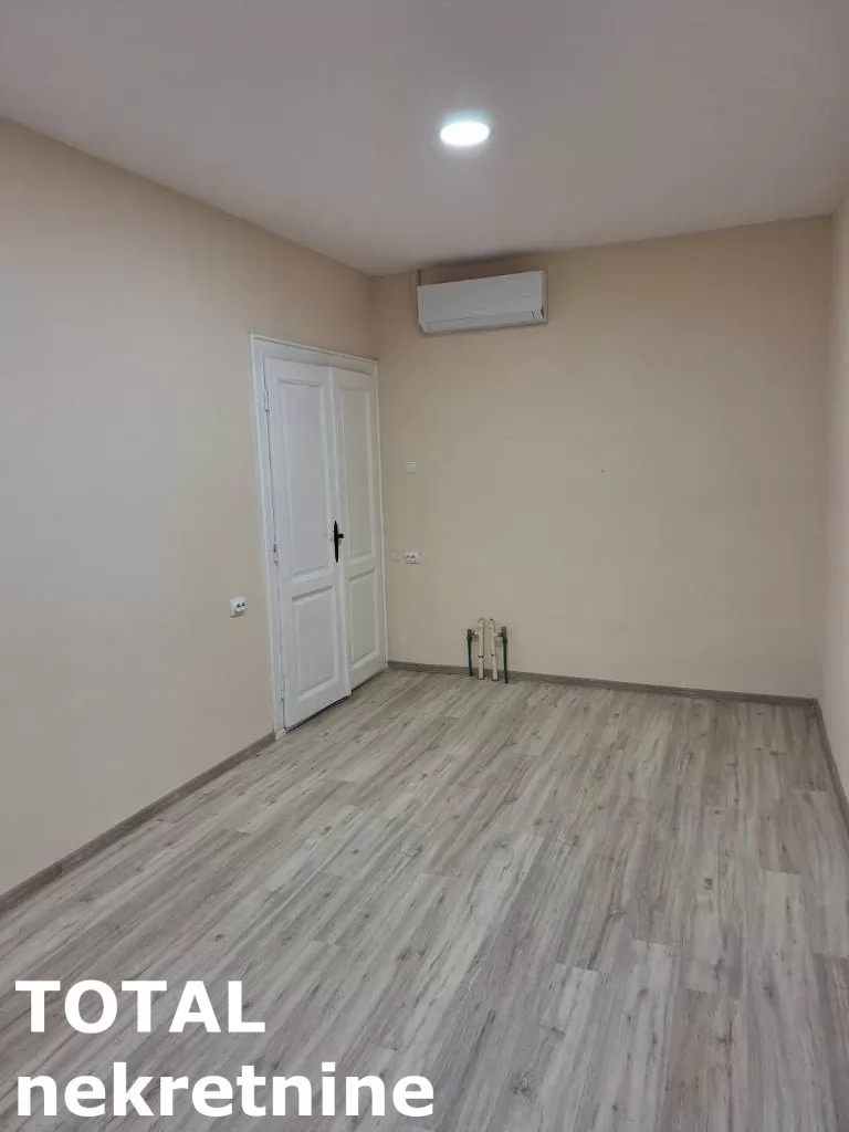 Kuca,SREMSKI KARLOVCI,CENTAR,kv: 504.00, € 270000, ID: 3091239 12