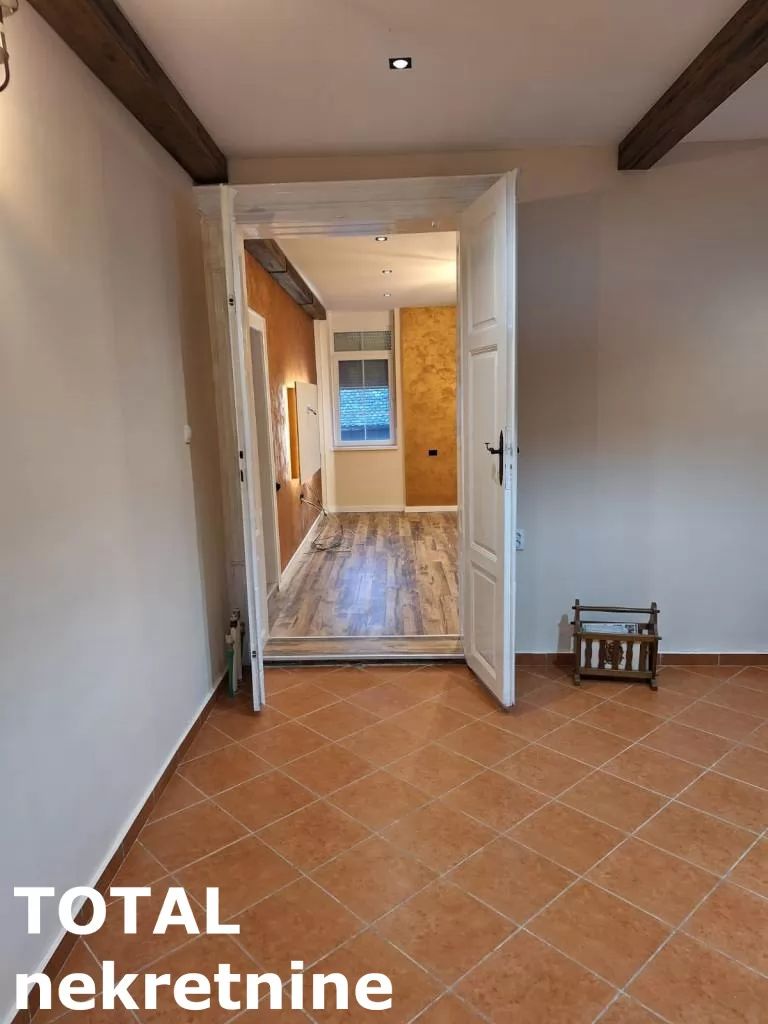 Kuca,SREMSKI KARLOVCI,CENTAR,kv: 504.00, € 270000, ID: 3091239 19