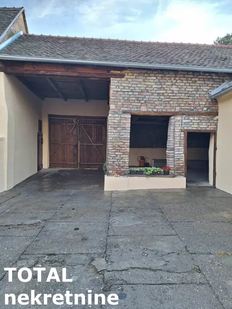 Kuca,SREMSKI KARLOVCI,CENTAR,kv: 504.00, € 270000, ID: 3091239 26