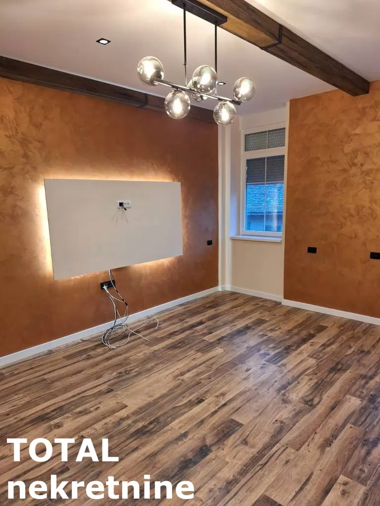 Kuca,SREMSKI KARLOVCI,CENTAR,kv: 504.00, € 270000, ID: 3091239 33