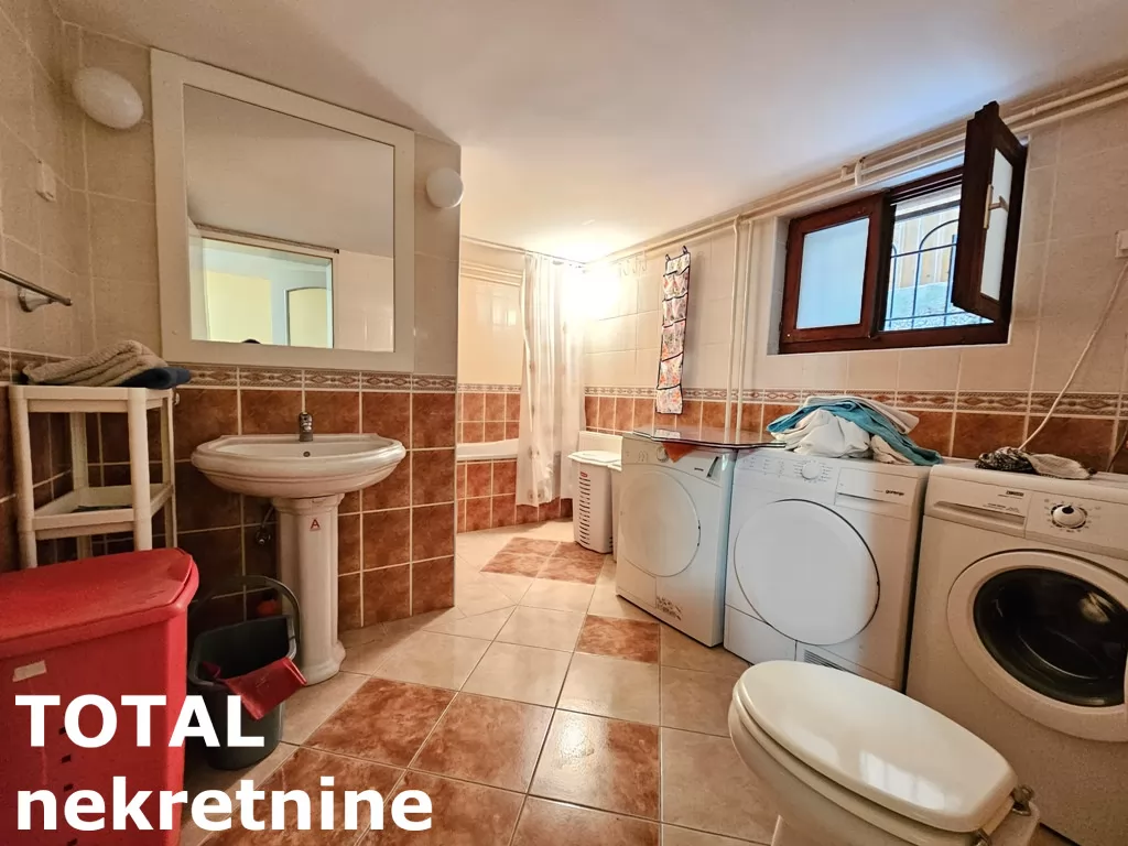 Kuca,SREMSKI KARLOVCI,DUDARA,kv: 360.00, € 669500, ID: 3091329 25