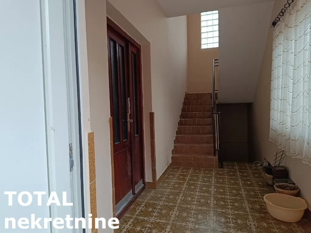 Kuca,SREMSKI KARLOVCI,STRAZILOVO,kv: 220.00, € 255000, ID: 3091462 2