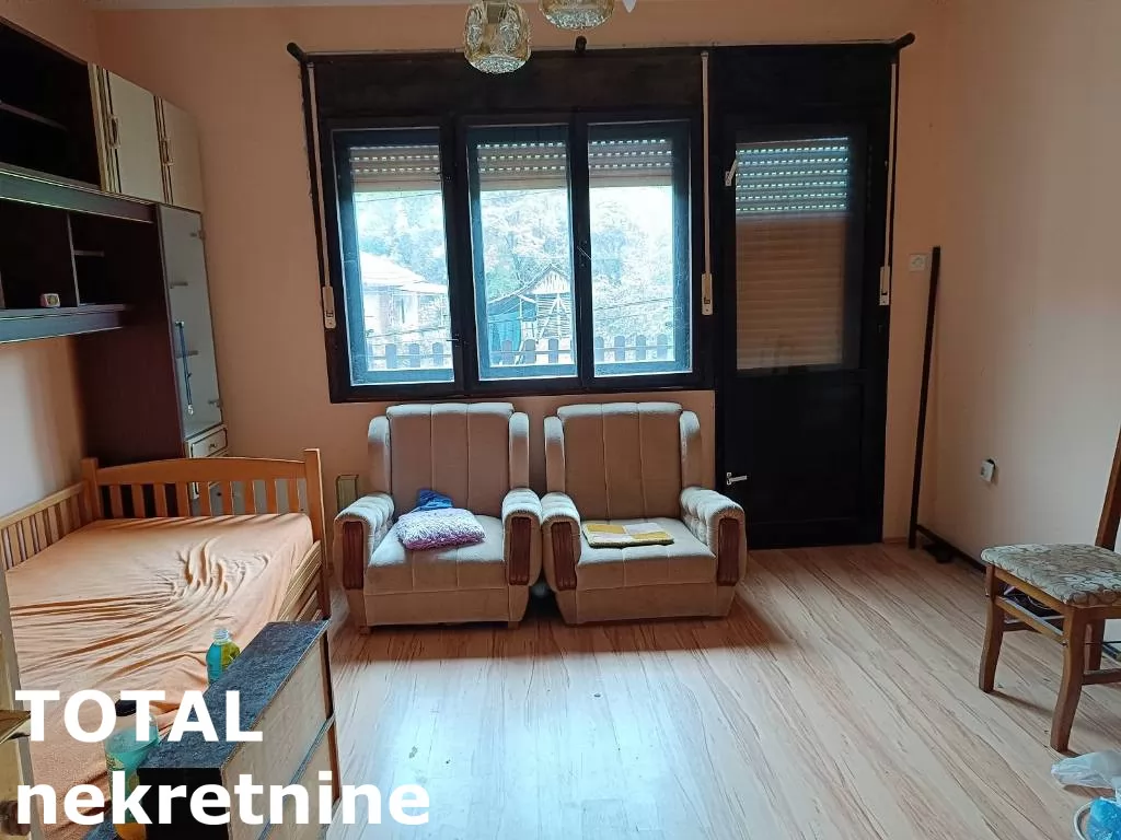 Kuca,SREMSKI KARLOVCI,STRAZILOVO,kv: 220.00, € 255000, ID: 3091462 3