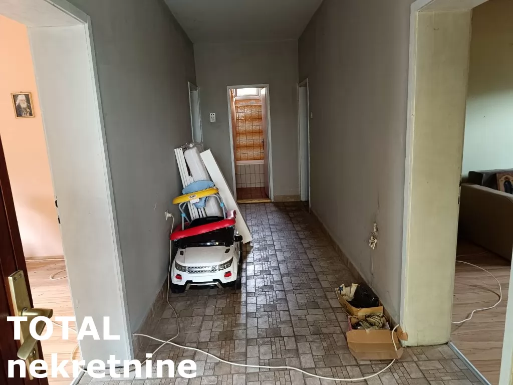 Kuca,SREMSKI KARLOVCI,STRAZILOVO,kv: 220.00, € 255000, ID: 3091462 8