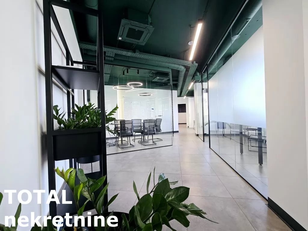 Lokal,NOVI SAD,BULEVAR EVROPE,kv: 291.00, € 825000, ID: 8089730 2