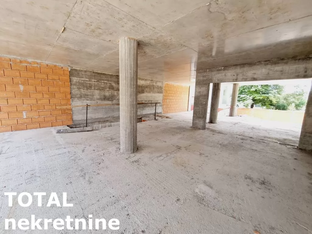 Lokal,NOVI SAD,BULEVAR EVROPE,kv: 349.00, € 882970, ID: 8089713 4