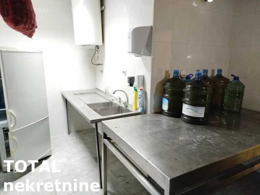 Lokal,NOVI SAD,NOVA DETELINARA,kv: 86.00, € 320000, ID: 8089736 2