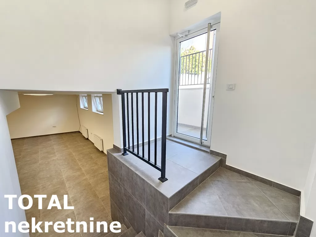 Lokal,NOVI SAD,PODBARA,kv: 175.00, € 324450, ID: 8089725 16