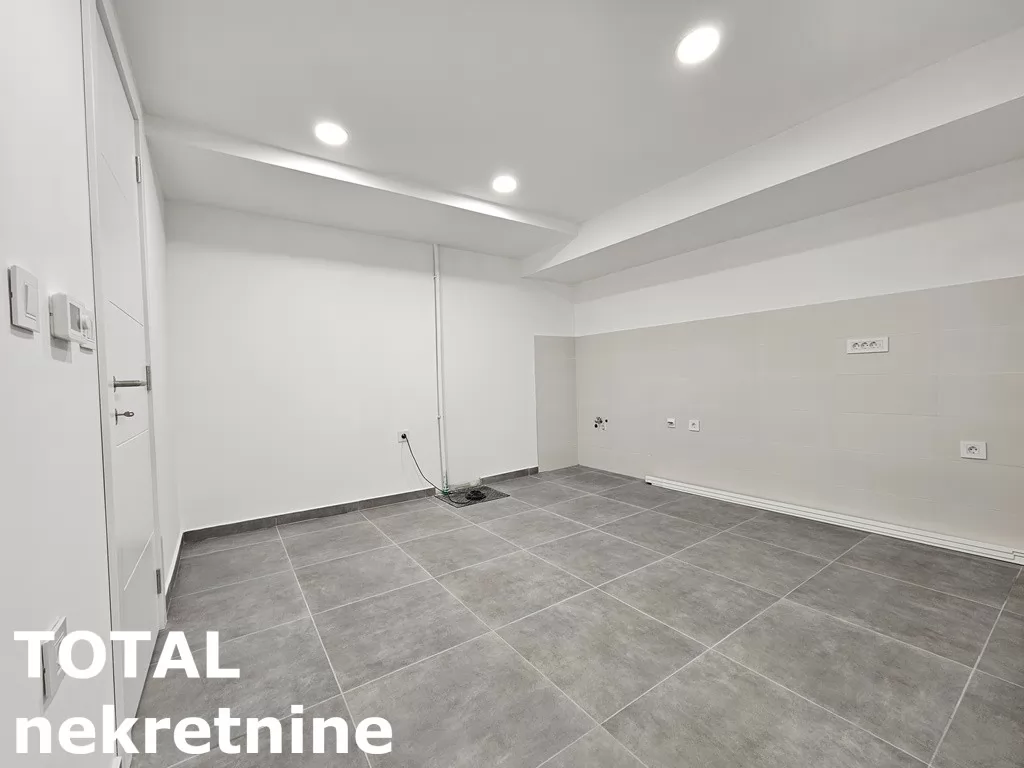 Lokal,NOVI SAD,PODBARA,kv: 175.00, € 324450, ID: 8089725 9