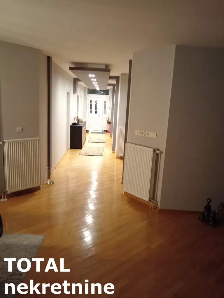 Lokal,RUMA,RUMA,kv: 390.00, € 412000, ID: 8089724 10