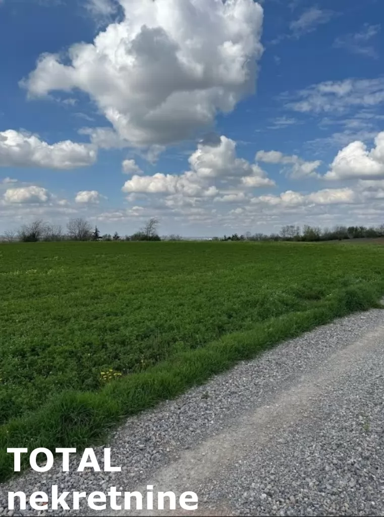 Plac,PETROVARADIN,VEZIRAC,kv: 1438.00, € 77250, ID: 7089860 2