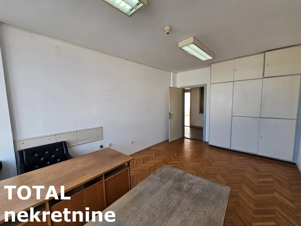 Poslovni prostori,NOVI SAD,CENTAR,kv: 850.00, € 10000, ID: 9189762 16