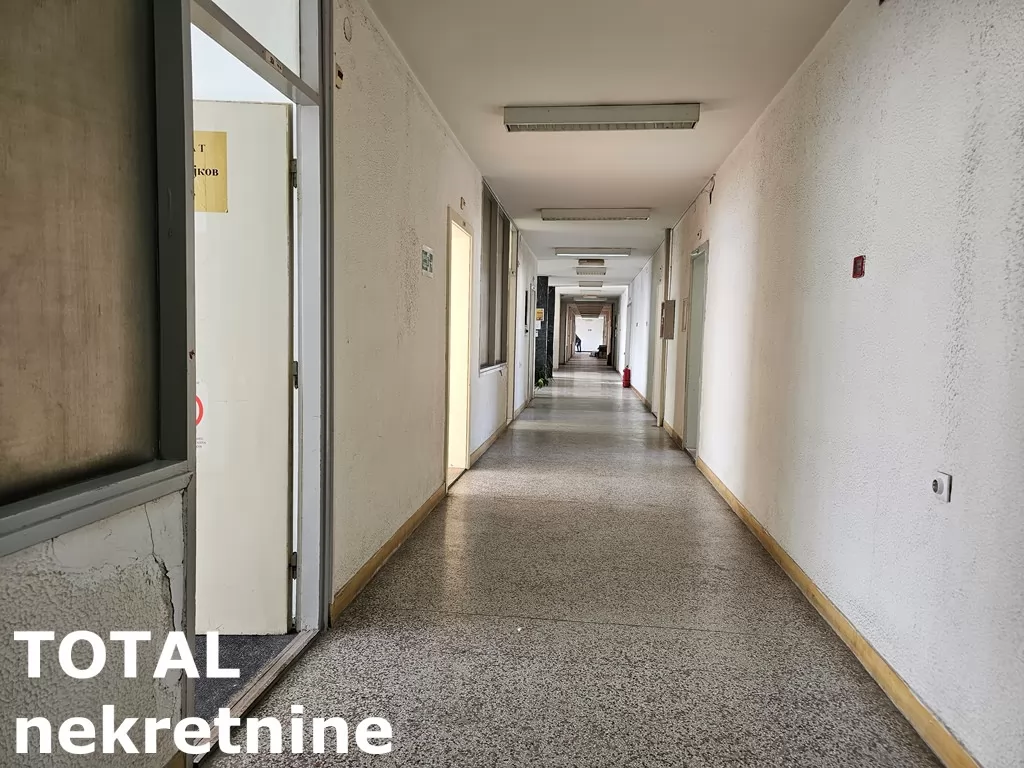 Poslovni prostori,NOVI SAD,CENTAR,kv: 850.00, € 10000, ID: 9189762 17