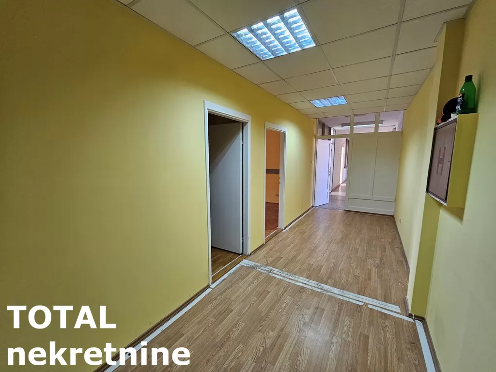 Poslovni prostori,NOVI SAD,CENTAR,kv: 850.00, € 10000, ID: 9189762 20