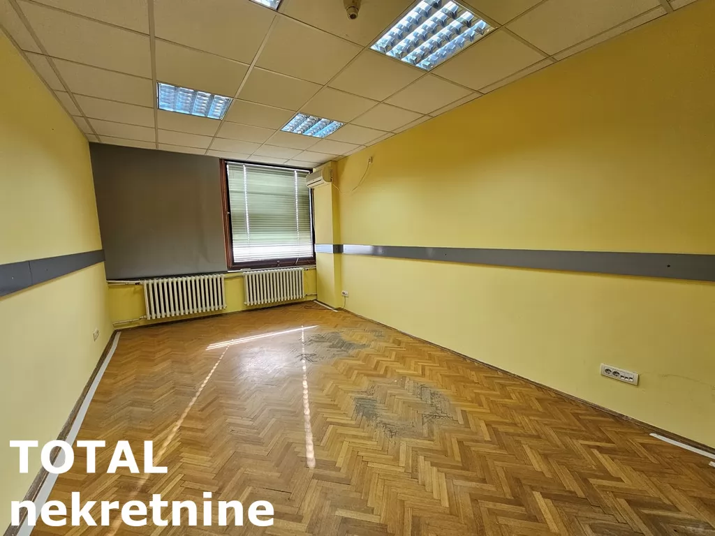 Poslovni prostori,NOVI SAD,CENTAR,kv: 850.00, € 10000, ID: 9189762 23