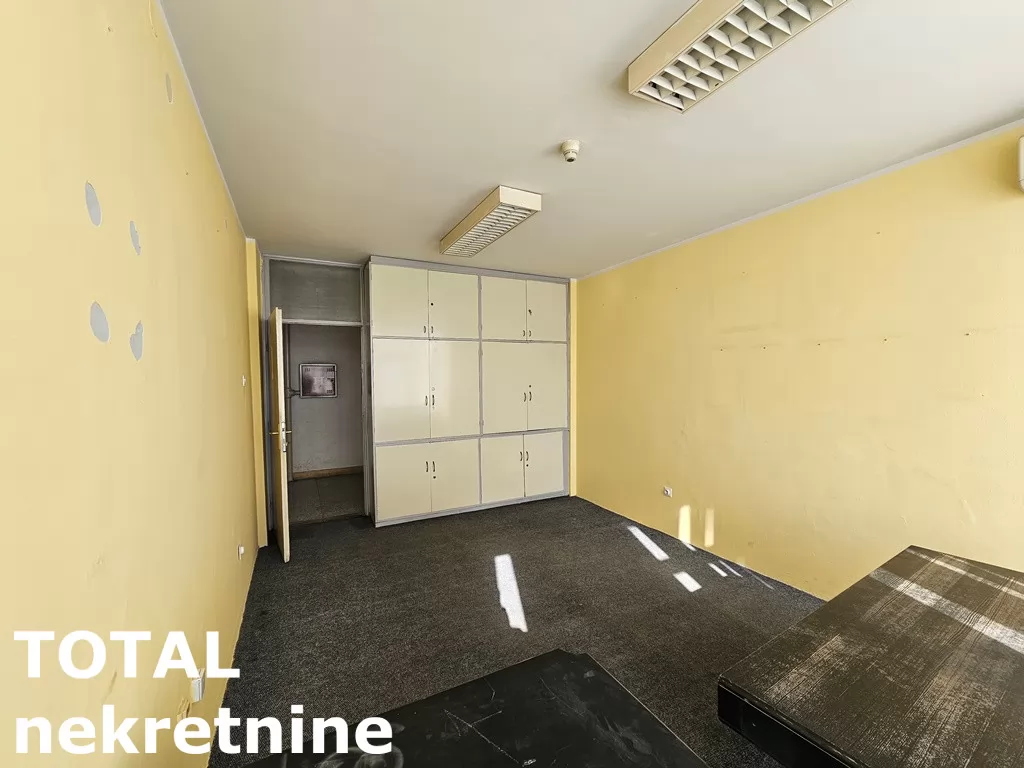 Poslovni prostori,NOVI SAD,CENTAR,kv: 850.00, € 10000, ID: 9189762 26