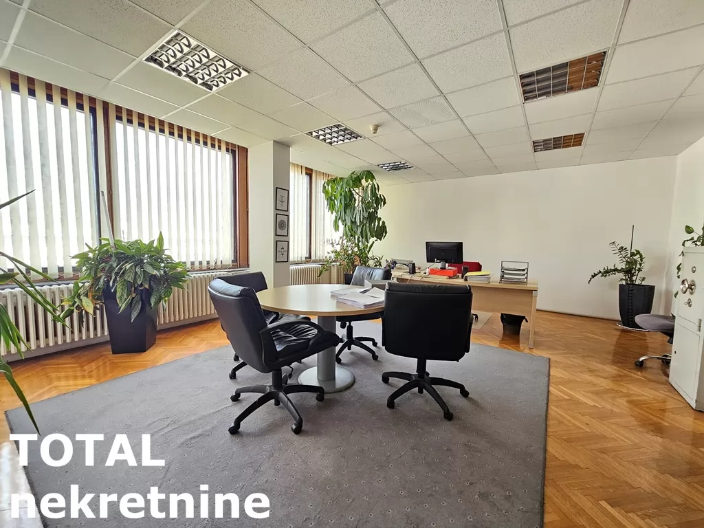 Poslovni prostori,NOVI SAD,CENTAR,kv: 850.00, € 10000, ID: 9189762 27