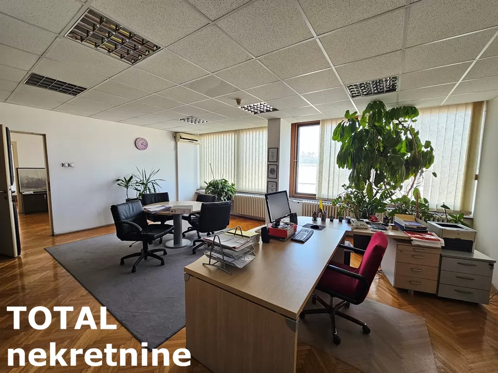 Poslovni prostori,NOVI SAD,CENTAR,kv: 850.00, € 10000, ID: 9189762 28