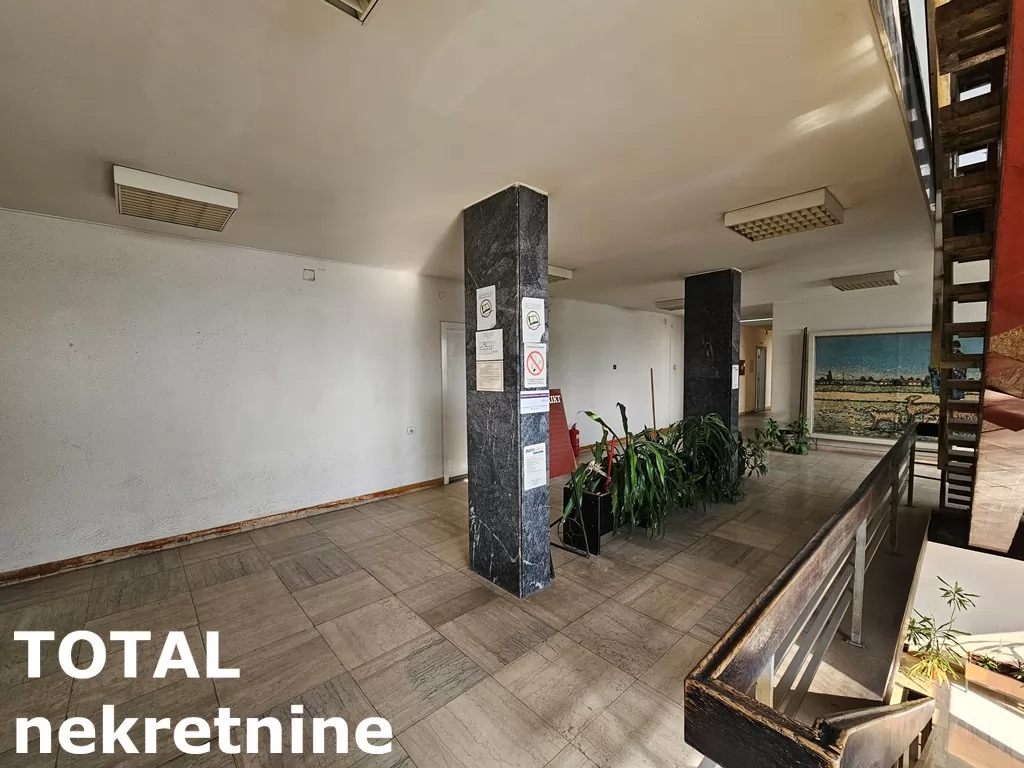 Poslovni prostori,NOVI SAD,CENTAR,kv: 850.00, € 10000, ID: 9189762 3