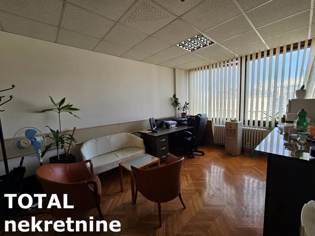 Poslovni prostori,NOVI SAD,CENTAR,kv: 850.00, € 10000, ID: 9189762 30