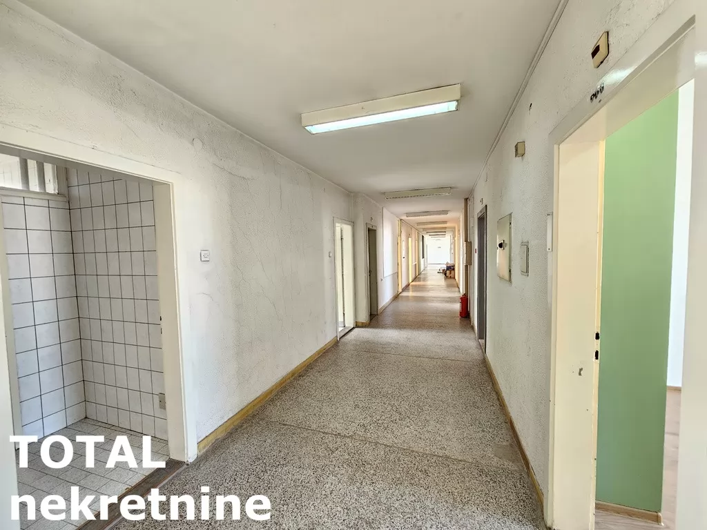 Poslovni prostori,NOVI SAD,CENTAR,kv: 850.00, € 10000, ID: 9189762 34