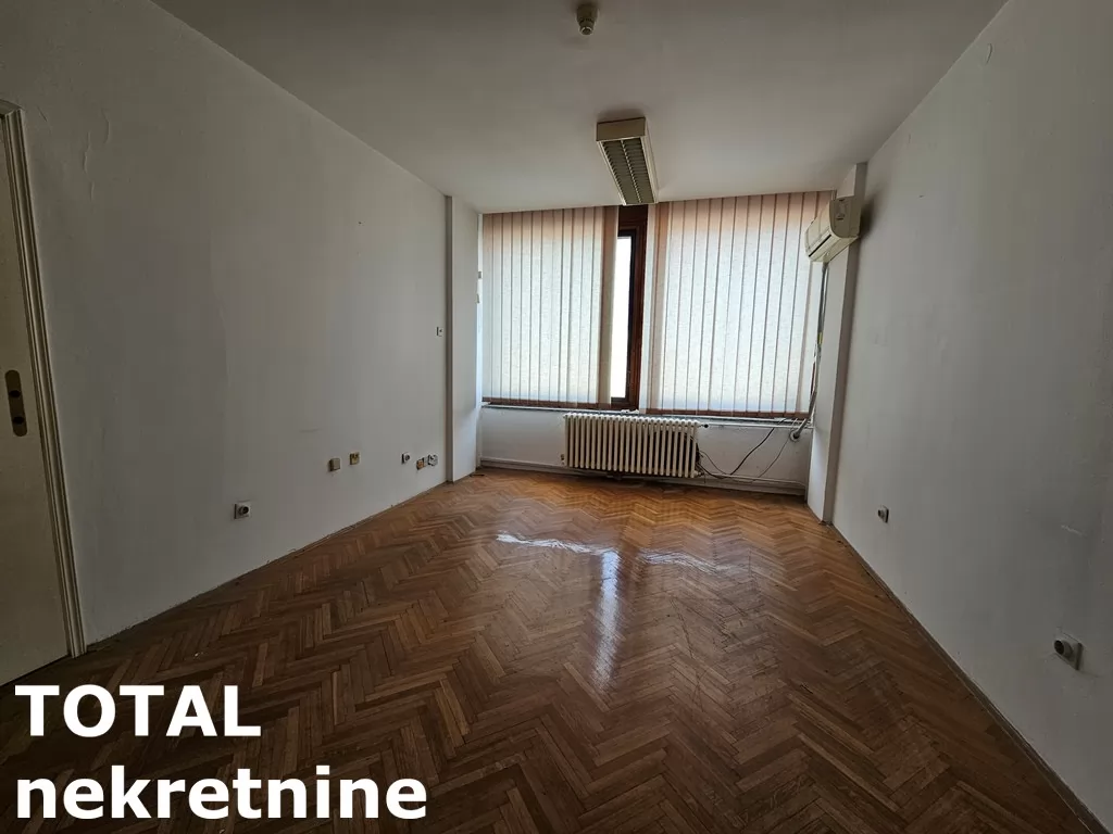 Poslovni prostori,NOVI SAD,CENTAR,kv: 850.00, € 10000, ID: 9189762 35