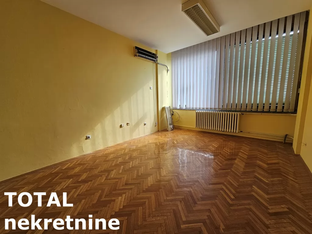 Poslovni prostori,NOVI SAD,CENTAR,kv: 850.00, € 10000, ID: 9189762 43